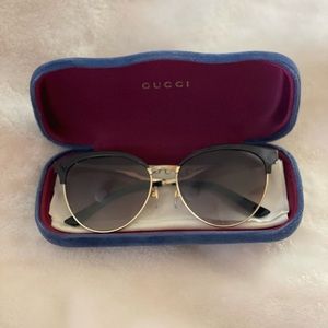GUCCI | Sunglasses | Chic & Fashionable